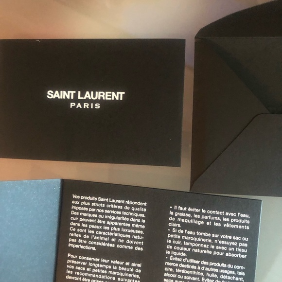 Handbag - Picture 6 of 7